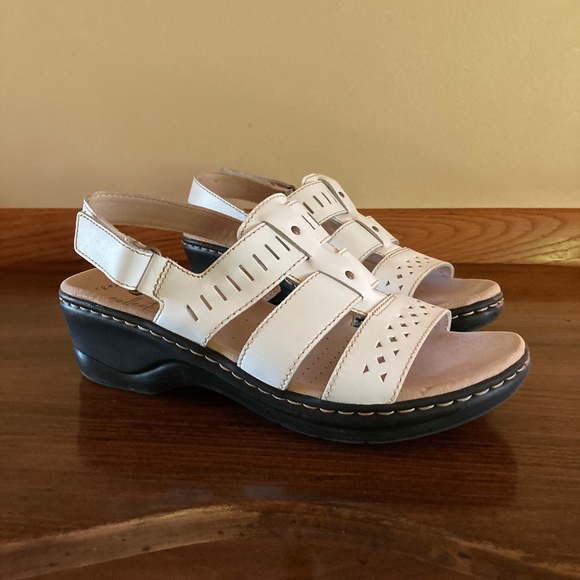 Clarks Shoes - Women’s Clark’s Collection leather cut-out sandals-Lexi Qwin